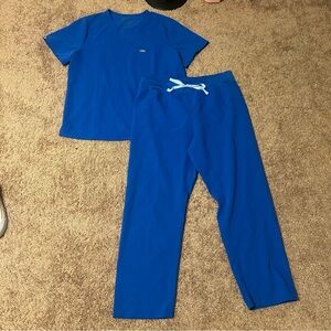 Women’s Figs scrubs SET blue size xxl royal blue